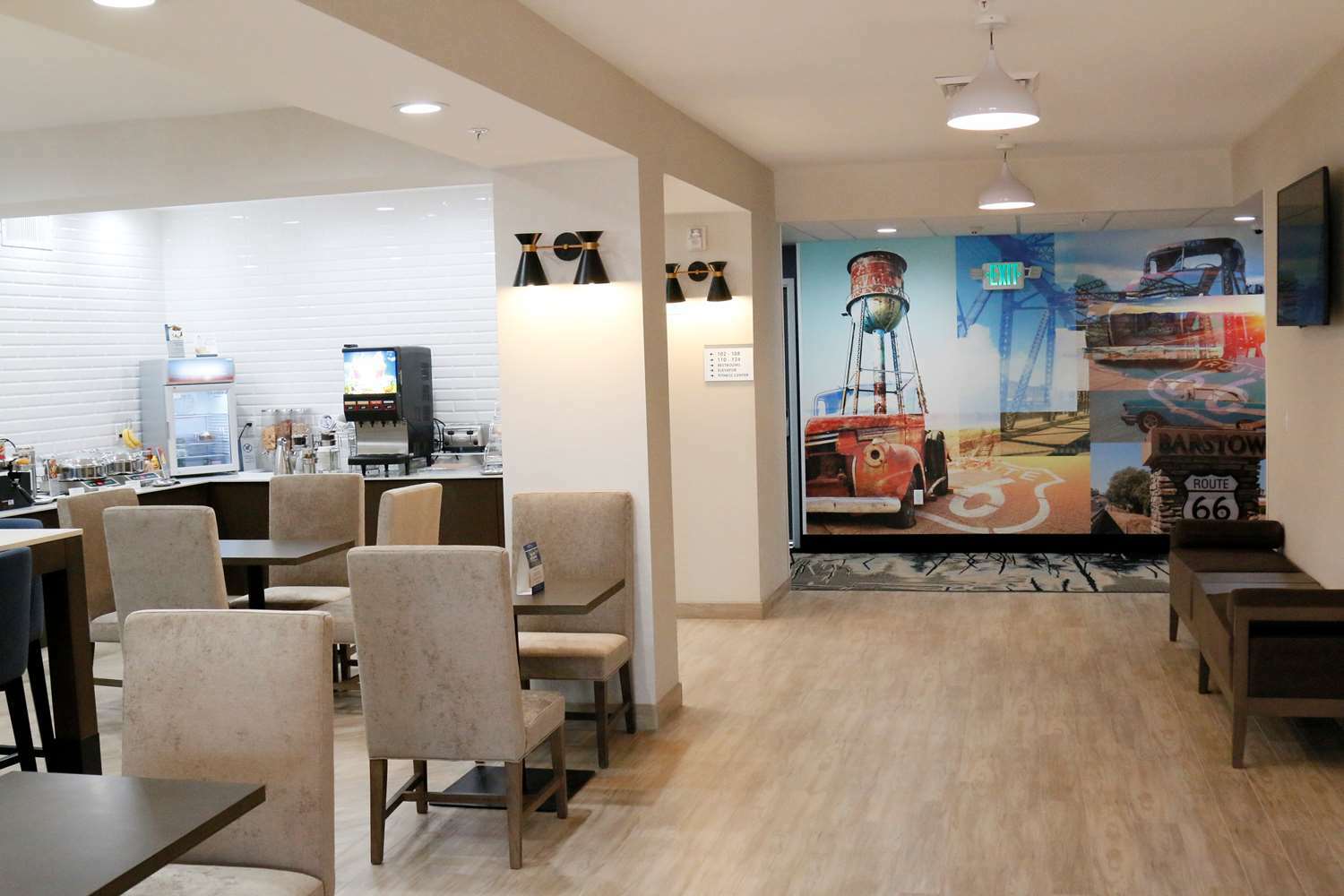 Best Western Plus New Barstow Inn & Suites Buitenkant foto